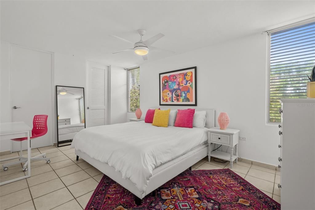 For Sale: $1,970,000 (4 beds, 3 baths, 4000 Square Feet)