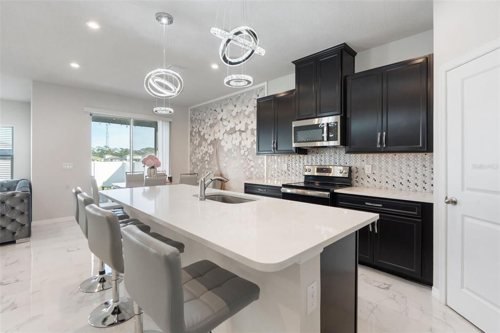 На продажу: $445,000 (3 спален, 2 ванн, 2017 Квадратных фут)