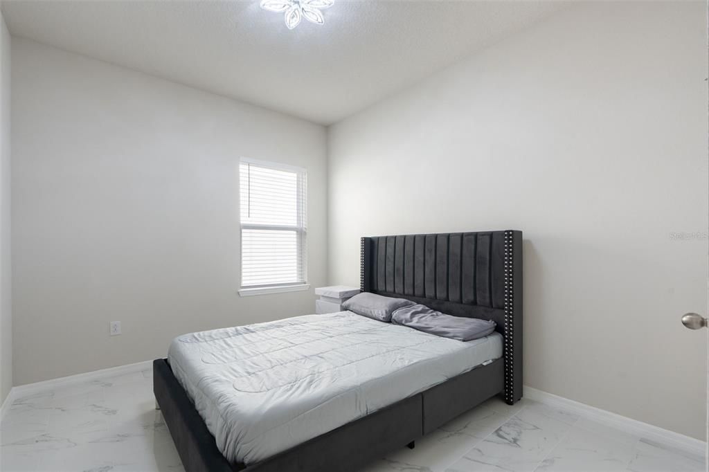 На продажу: $445,000 (3 спален, 2 ванн, 2017 Квадратных фут)