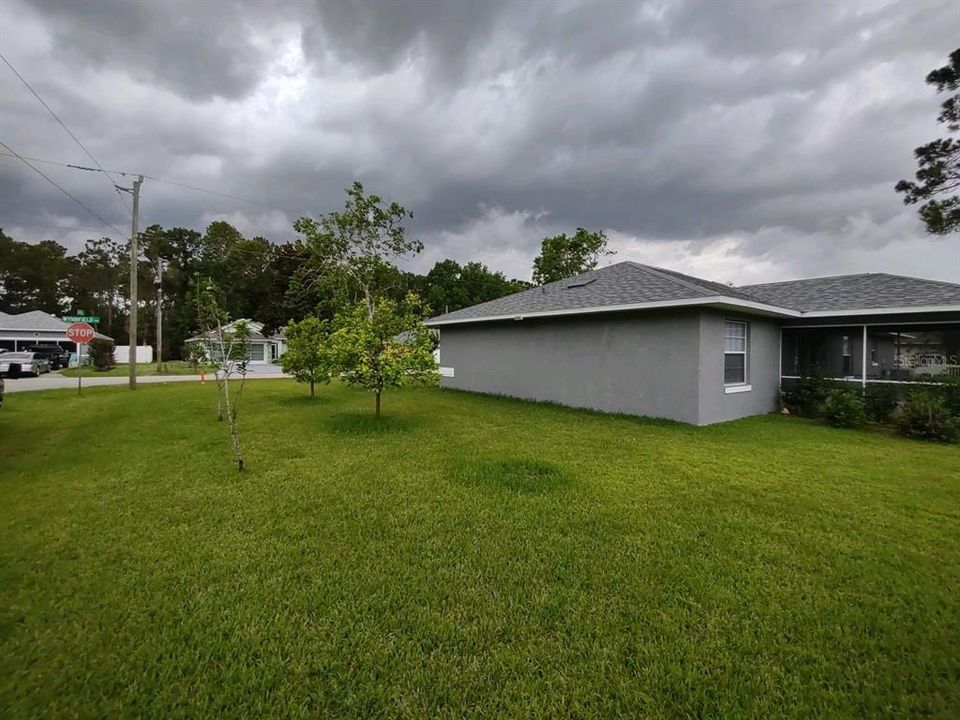 For Rent: $1,800 (3 beds, 2 baths, 1419 Square Feet)