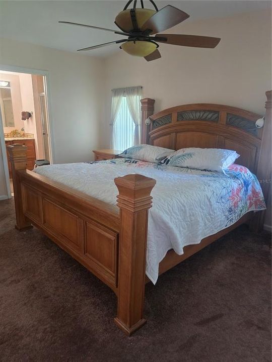 For Sale: $199,900 (2 beds, 2 baths, 1593 Square Feet)