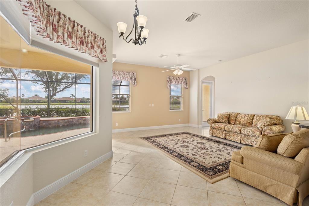 На продажу: $689,000 (4 спален, 3 ванн, 2985 Квадратных фут)