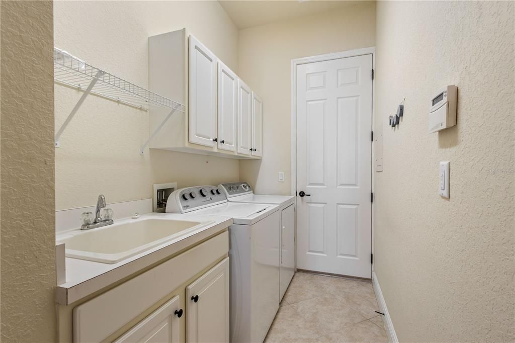 На продажу: $689,000 (4 спален, 3 ванн, 2985 Квадратных фут)