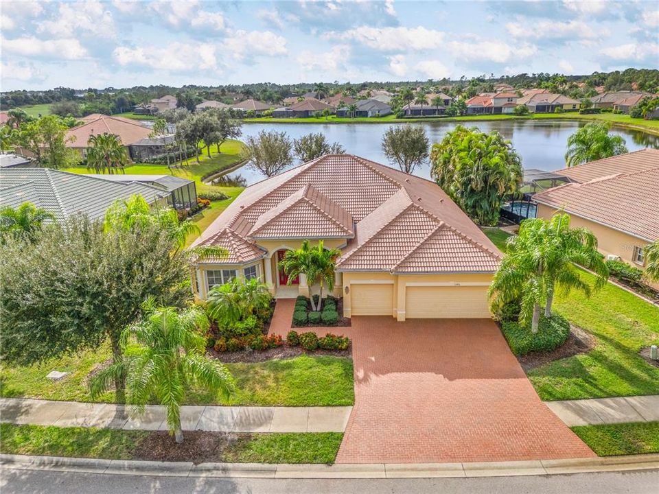 На продажу: $689,000 (4 спален, 3 ванн, 2985 Квадратных фут)