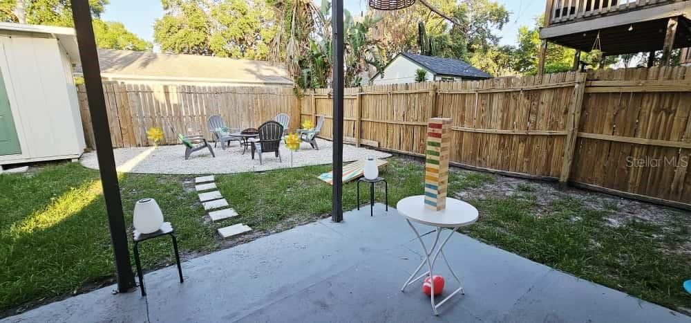 出租: $2,500 (3 贝兹, 1 浴室, 1050 平方英尺)