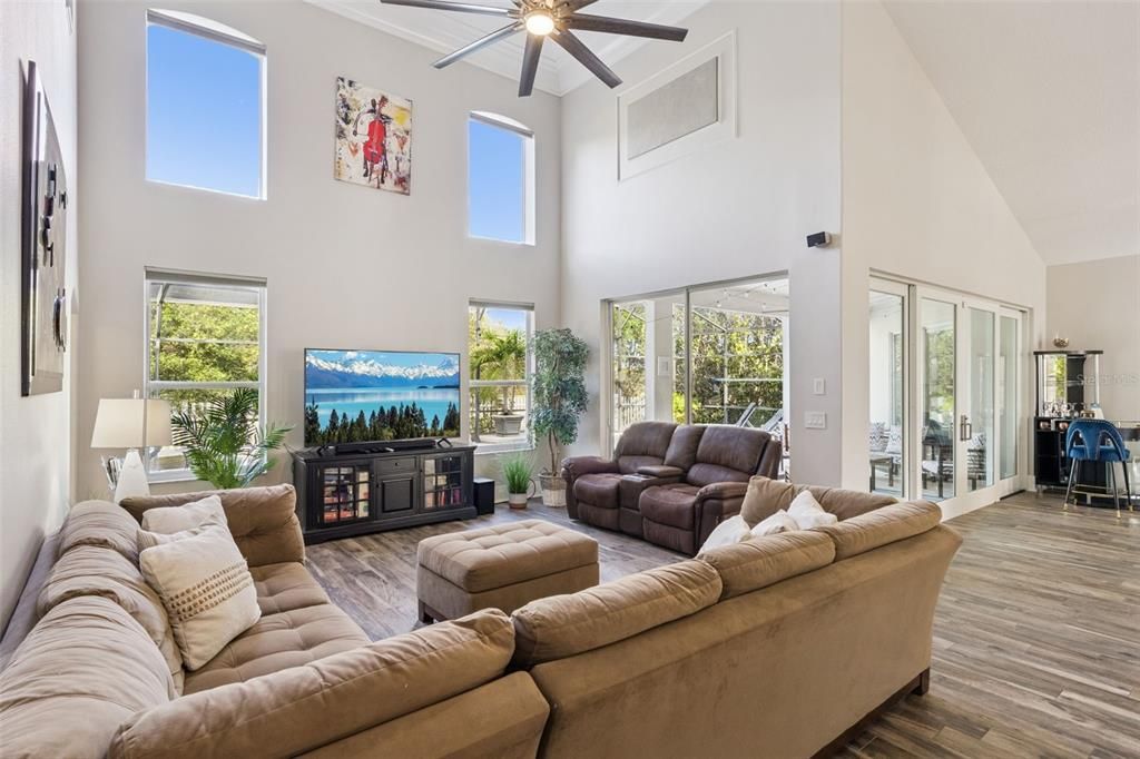 Active With Contract: $585,000 (5 beds, 3 baths, 3612 Square Feet)