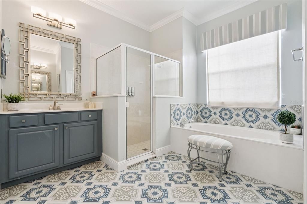 Active With Contract: $585,000 (5 beds, 3 baths, 3612 Square Feet)