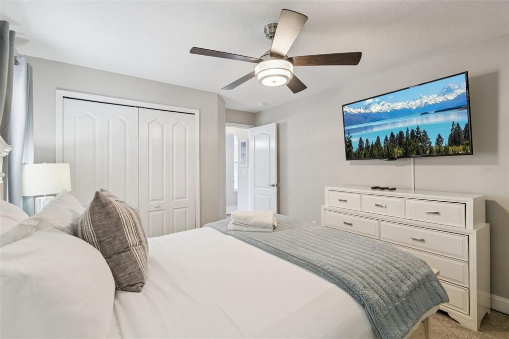 Active With Contract: $585,000 (5 beds, 3 baths, 3612 Square Feet)