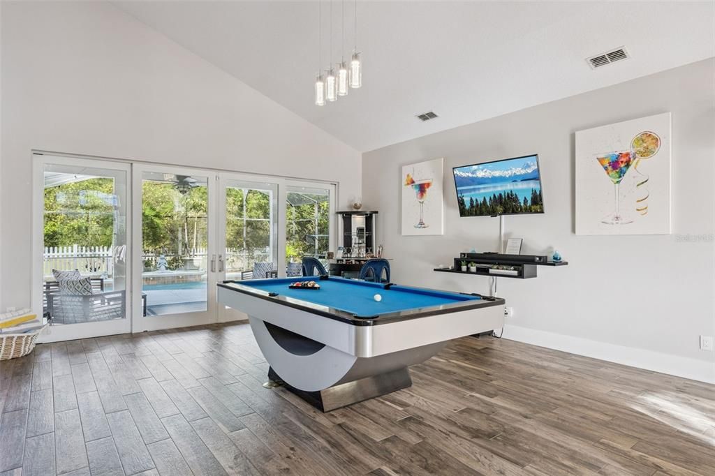 Active With Contract: $585,000 (5 beds, 3 baths, 3612 Square Feet)