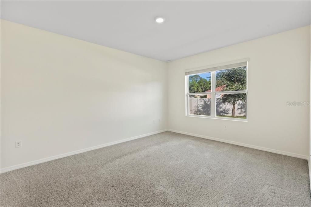 For Sale: $339,900 (4 beds, 2 baths, 1846 Square Feet)