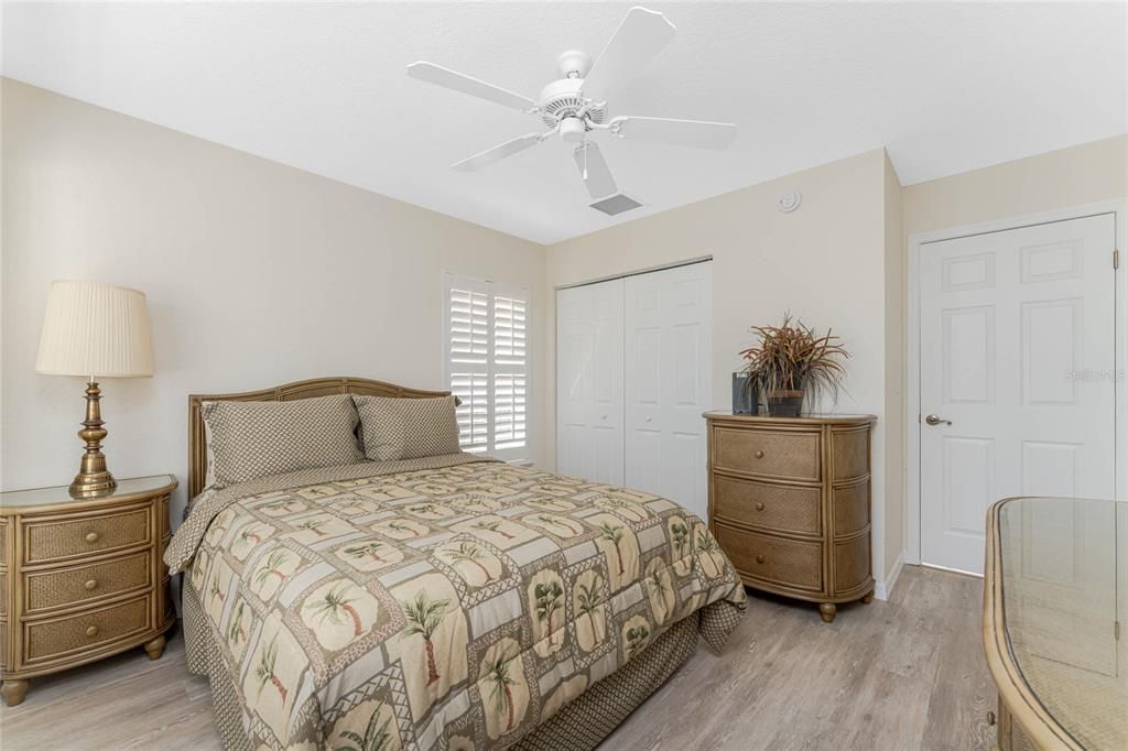 For Sale: $349,500 (3 beds, 2 baths, 1852 Square Feet)