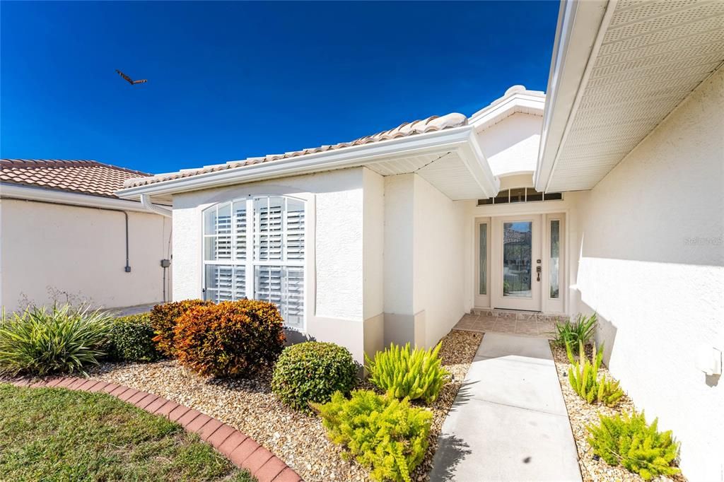 For Sale: $349,500 (3 beds, 2 baths, 1852 Square Feet)