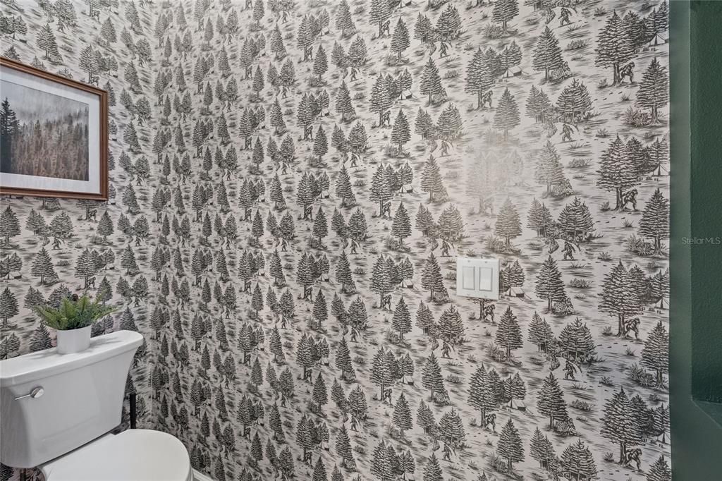 合同活跃: $829,000 (3 贝兹, 3 浴室, 2866 平方英尺)