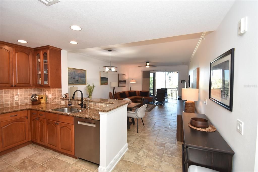 出租: $2,700 (3 贝兹, 2 浴室, 1344 平方英尺)