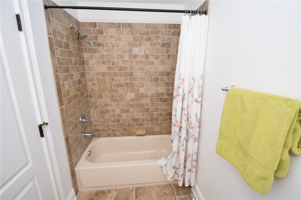 出租: $2,700 (3 贝兹, 2 浴室, 1344 平方英尺)