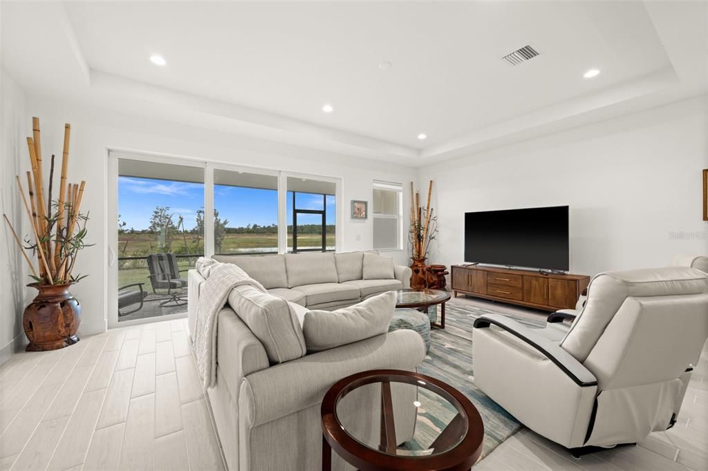 待售: $545,000 (3 贝兹, 2 浴室, 2272 平方英尺)