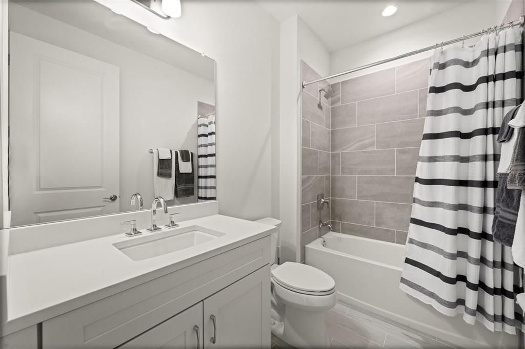 待售: $545,000 (3 贝兹, 2 浴室, 2272 平方英尺)