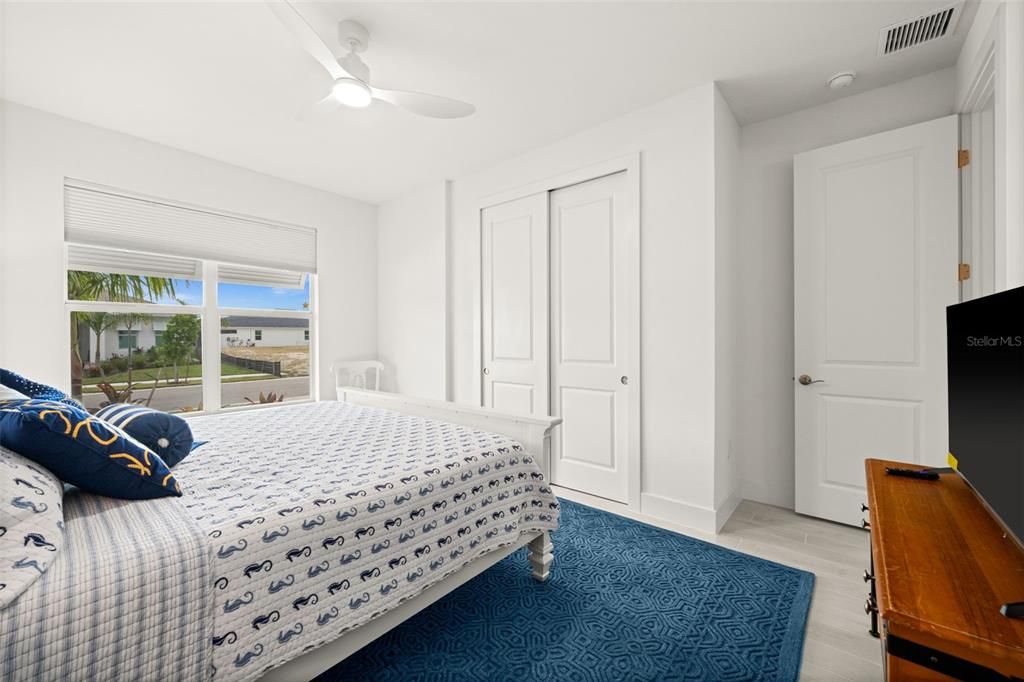 待售: $545,000 (3 贝兹, 2 浴室, 2272 平方英尺)