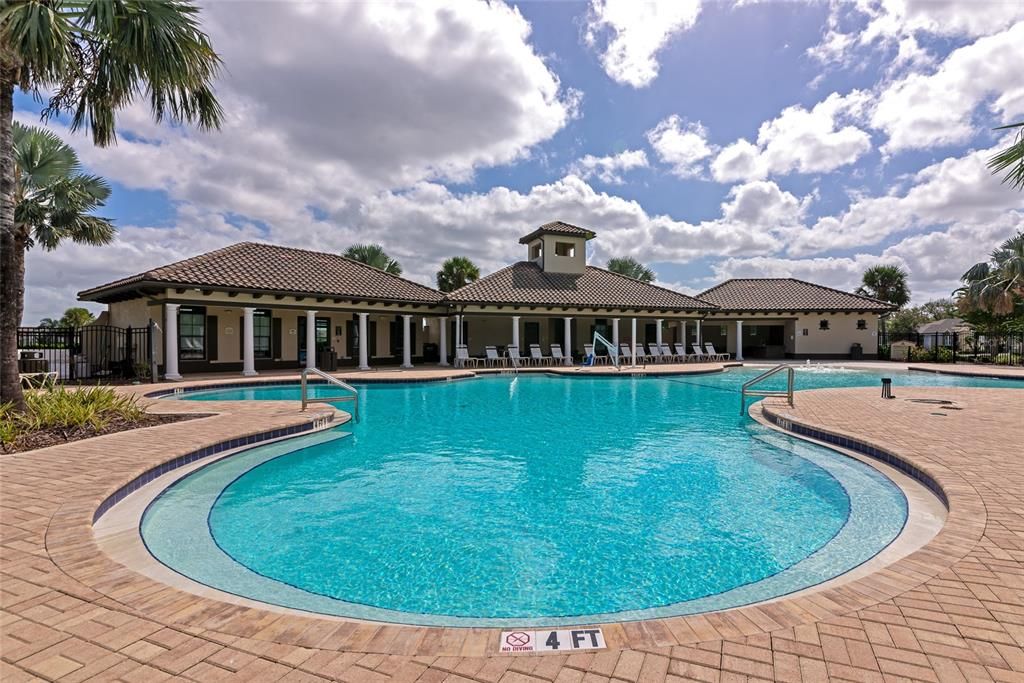 For Rent: $2,695 (3 beds, 2 baths, 1672 Square Feet)