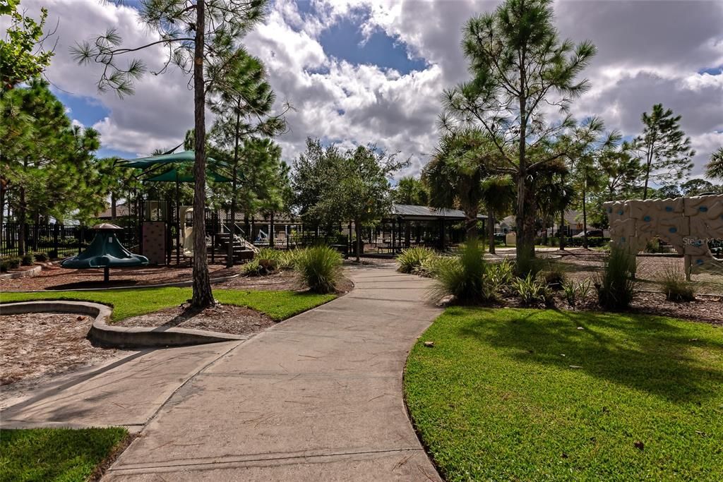 For Rent: $2,695 (3 beds, 2 baths, 1672 Square Feet)