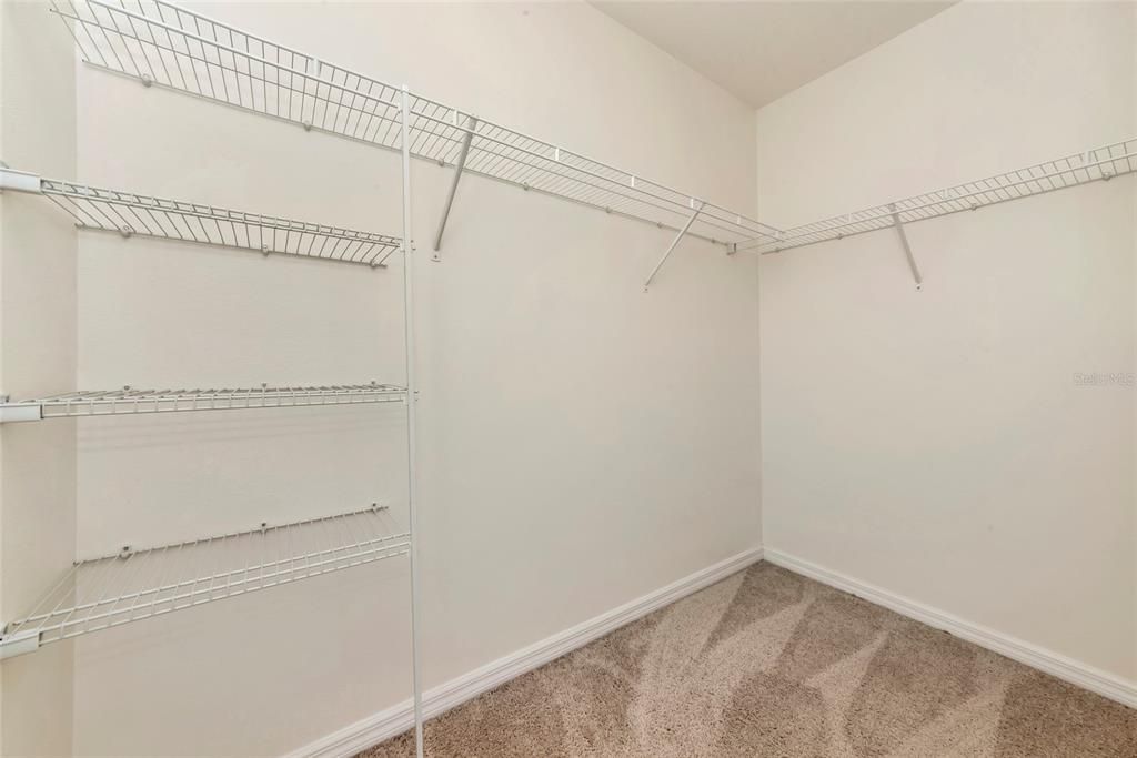 For Rent: $2,695 (3 beds, 2 baths, 1672 Square Feet)