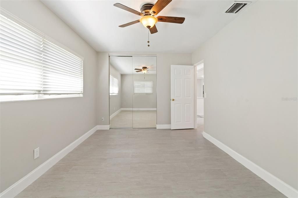 待售: $475,000 (3 贝兹, 2 浴室, 1407 平方英尺)