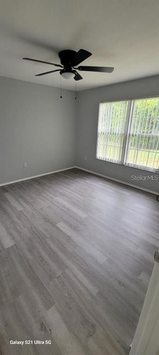 出租: $2,000 (3 贝兹, 2 浴室, 942 平方英尺)