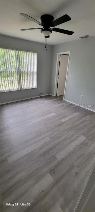 出租: $2,000 (3 贝兹, 2 浴室, 942 平方英尺)