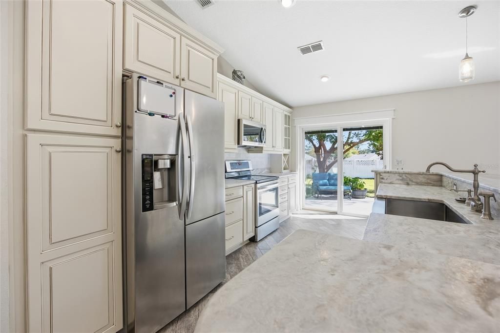 待售: $309,999 (3 贝兹, 2 浴室, 1347 平方英尺)