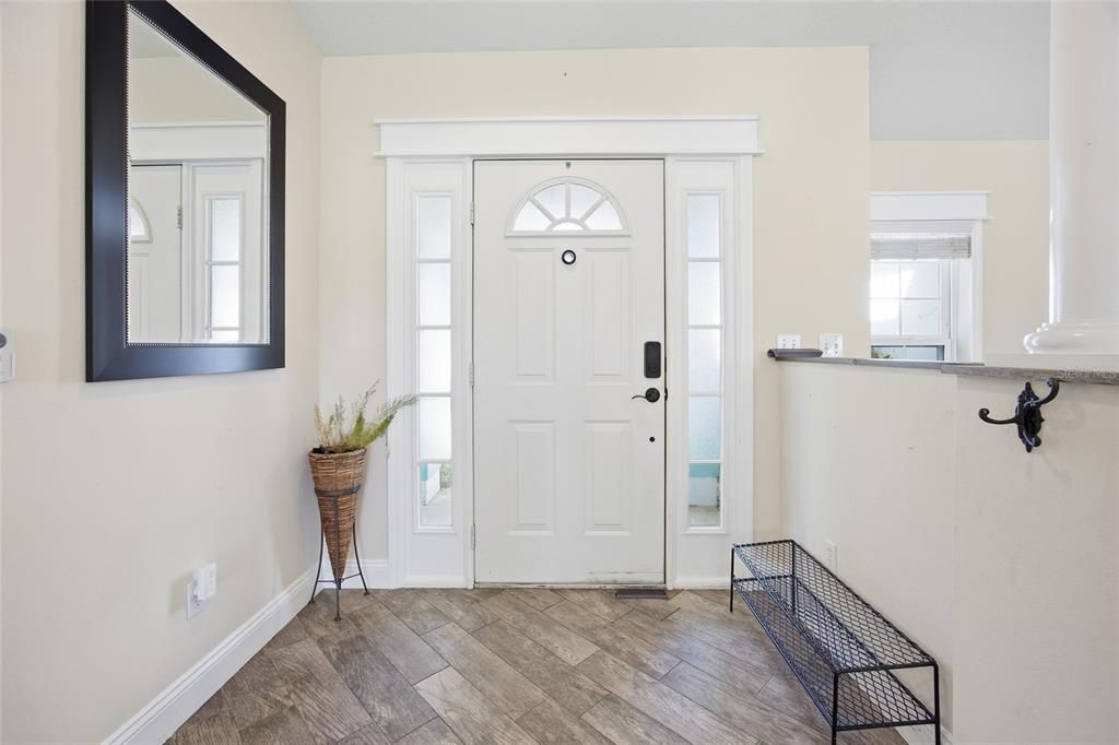 待售: $309,999 (3 贝兹, 2 浴室, 1347 平方英尺)