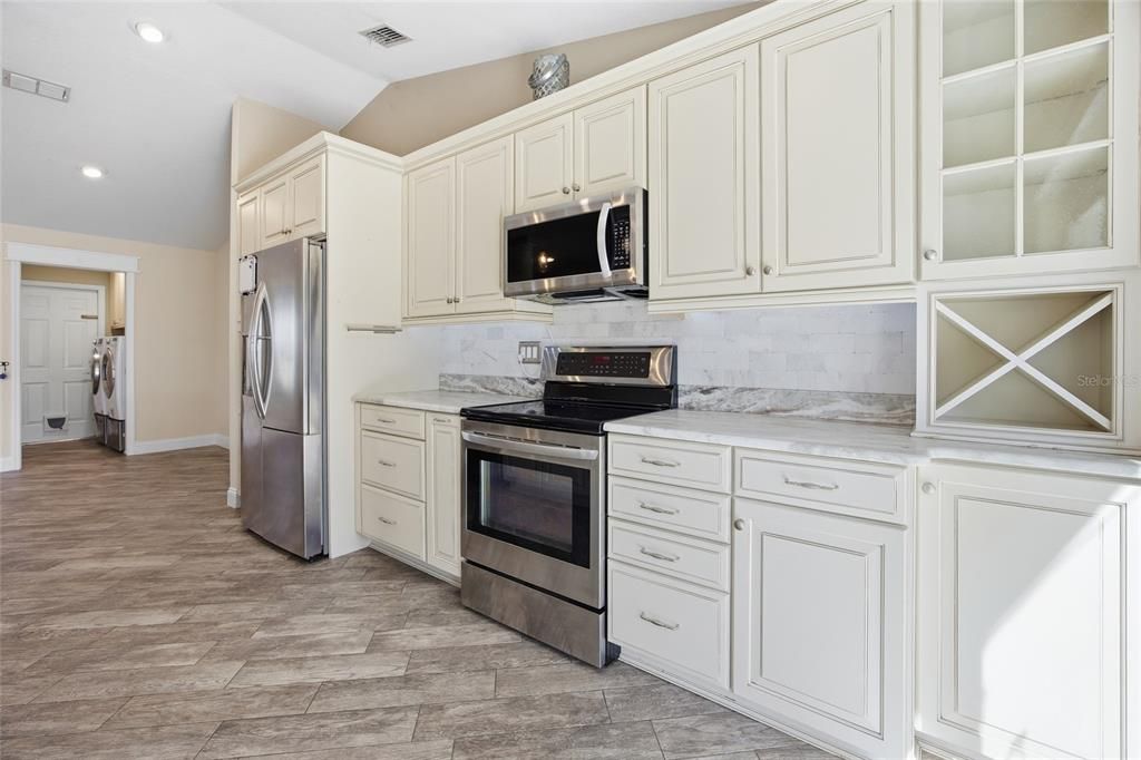 待售: $309,999 (3 贝兹, 2 浴室, 1347 平方英尺)