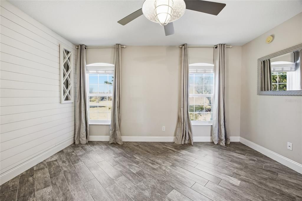 待售: $309,999 (3 贝兹, 2 浴室, 1347 平方英尺)