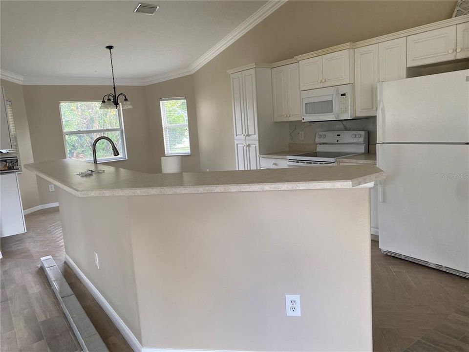 出租: $1,900 (3 贝兹, 2 浴室, 1604 平方英尺)