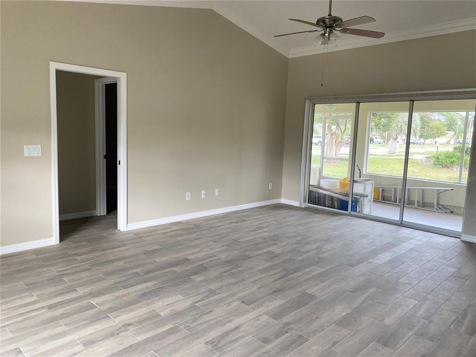 出租: $1,900 (3 贝兹, 2 浴室, 1604 平方英尺)