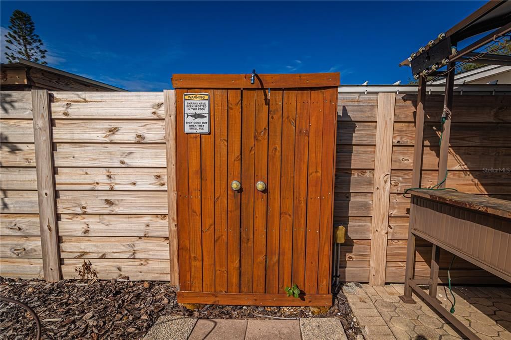 For Sale: $1,350,000 (3 beds, 3 baths, 2397 Square Feet)