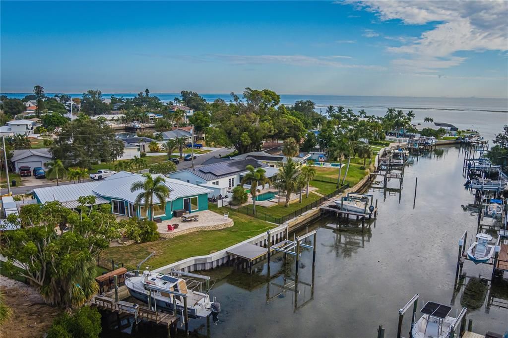 For Sale: $1,350,000 (3 beds, 3 baths, 2397 Square Feet)