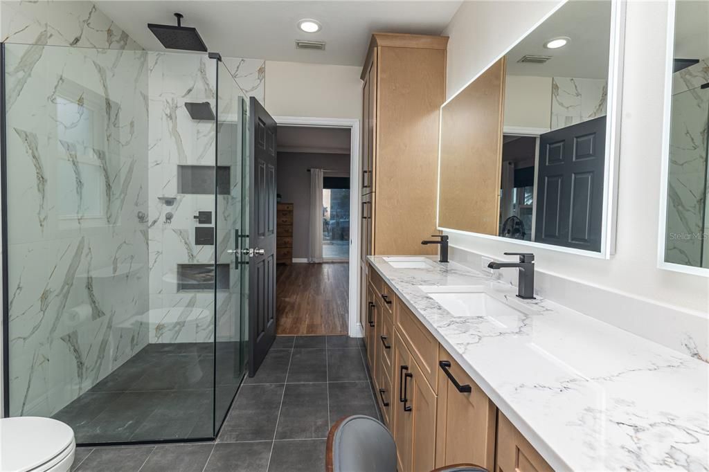 For Sale: $1,350,000 (3 beds, 3 baths, 2397 Square Feet)