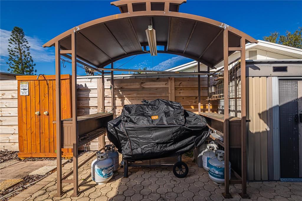 For Sale: $1,350,000 (3 beds, 3 baths, 2397 Square Feet)