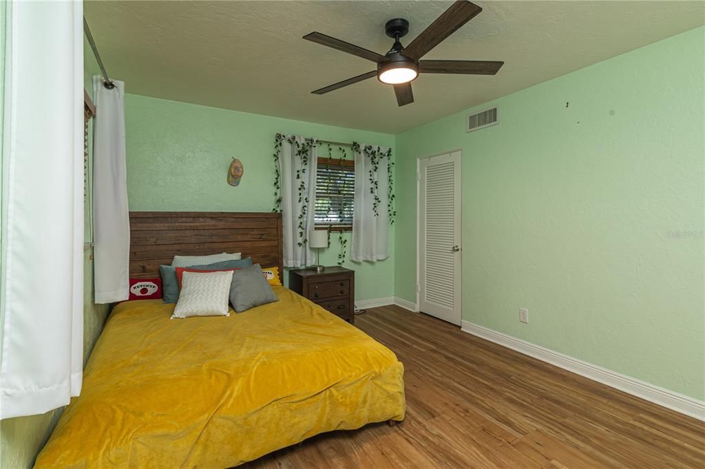 For Sale: $1,350,000 (3 beds, 3 baths, 2397 Square Feet)