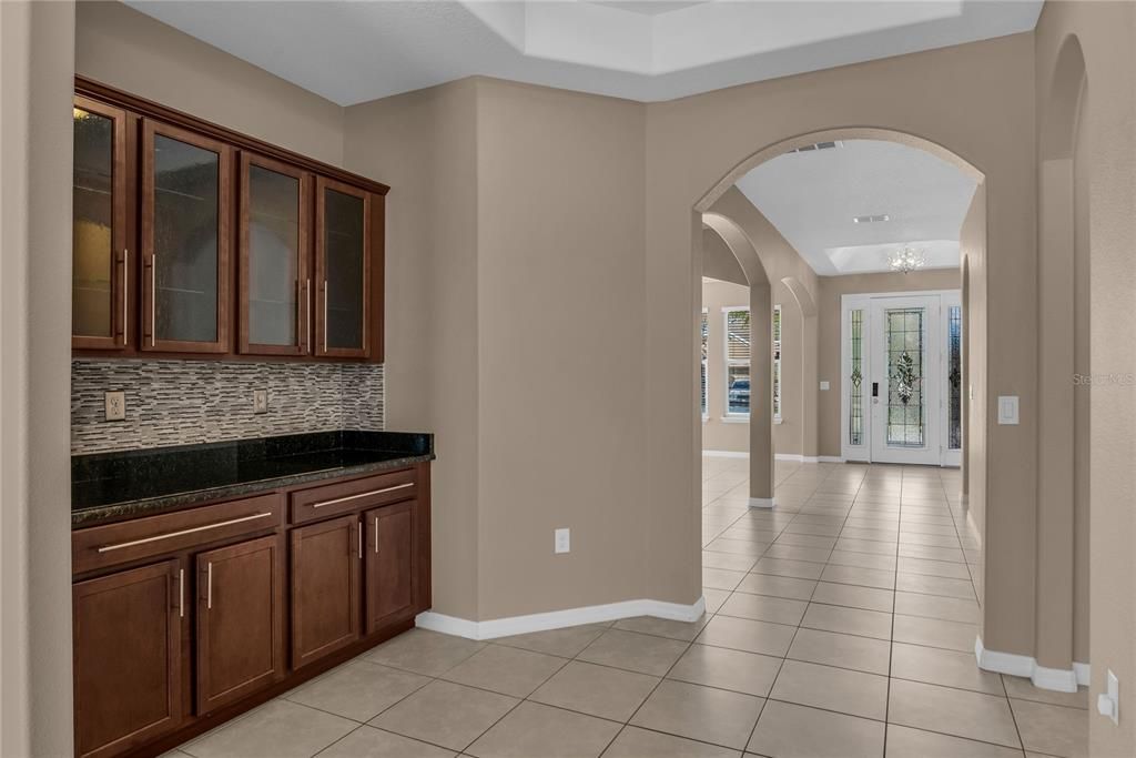 En Venta: $550,000 (4 camas, 3 baños, 2662 Pies cuadrados)