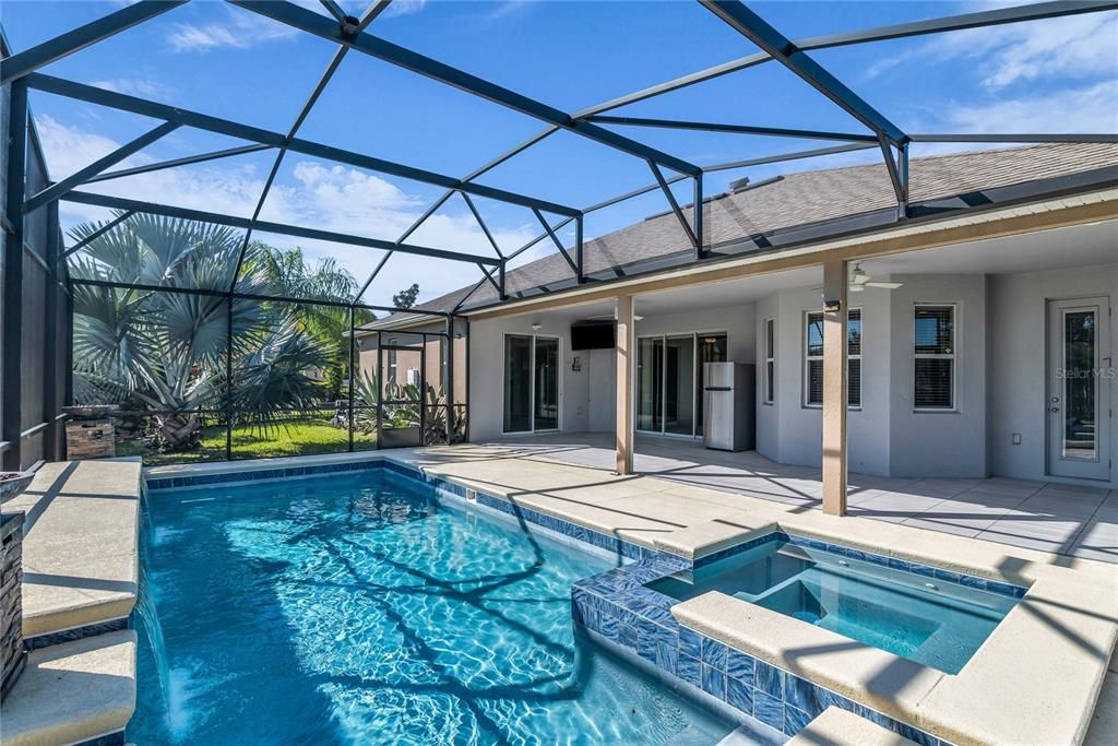 En Venta: $550,000 (4 camas, 3 baños, 2662 Pies cuadrados)