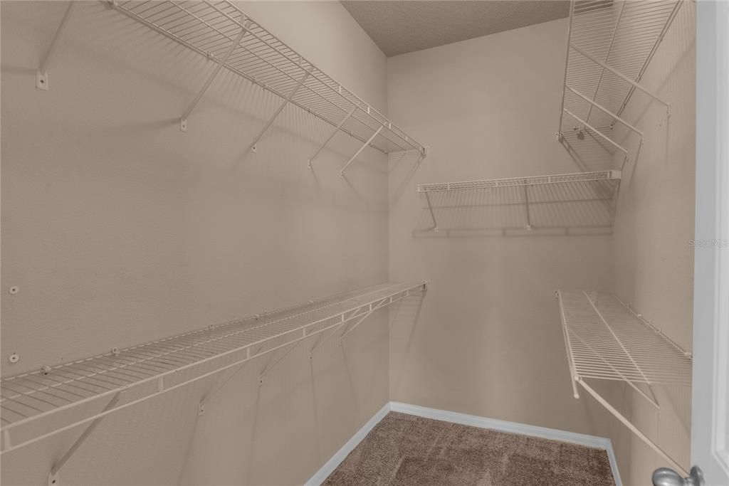 En Venta: $550,000 (4 camas, 3 baños, 2662 Pies cuadrados)