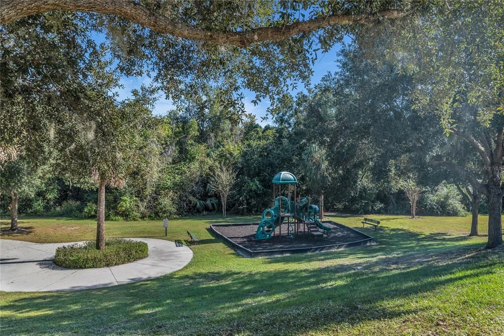 En Venta: $550,000 (4 camas, 3 baños, 2662 Pies cuadrados)