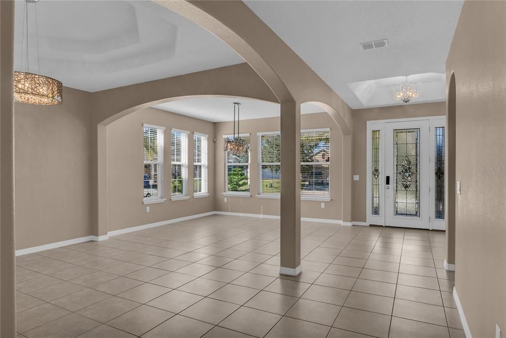 En Venta: $550,000 (4 camas, 3 baños, 2662 Pies cuadrados)