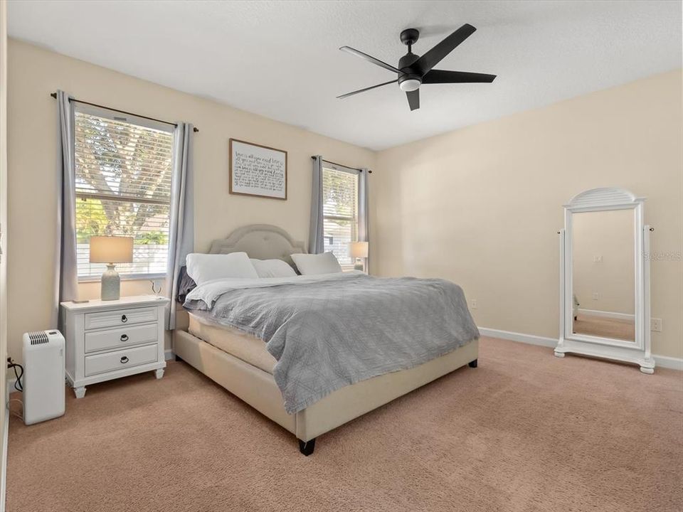 На продажу: $580,000 (4 спален, 3 ванн, 2818 Квадратных фут)