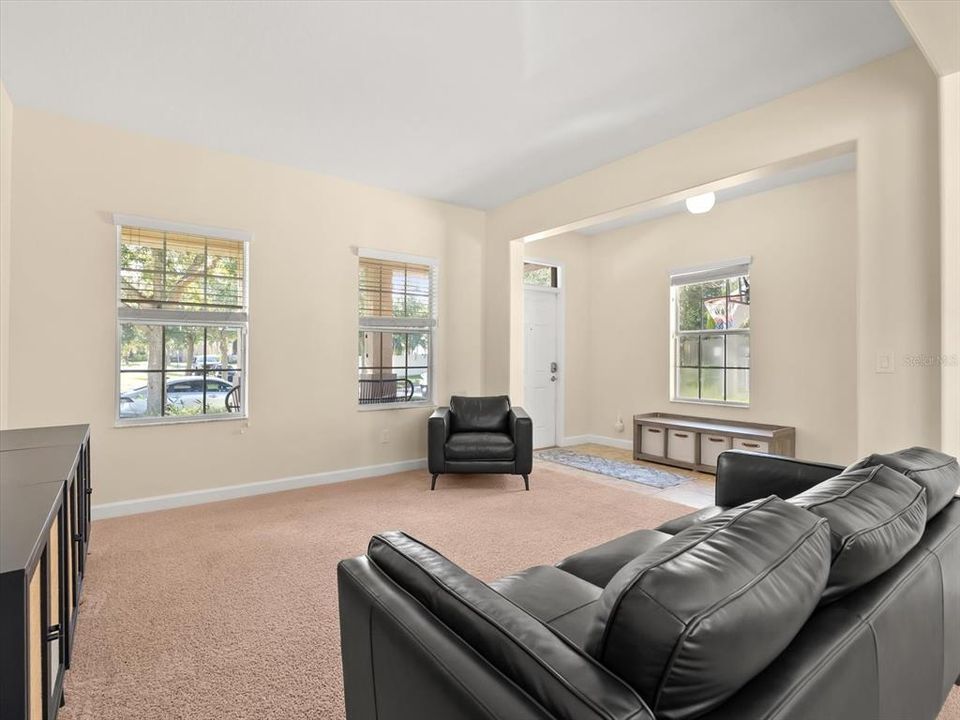 На продажу: $580,000 (4 спален, 3 ванн, 2818 Квадратных фут)