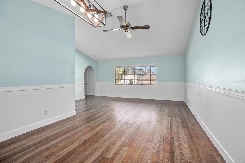 待售: $399,900 (3 贝兹, 2 浴室, 1979 平方英尺)