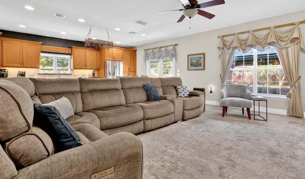 For Sale: $835,000 (4 beds, 3 baths, 2442 Square Feet)