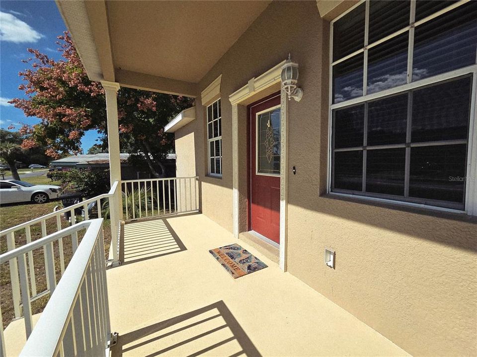 For Sale: $289,000 (3 beds, 2 baths, 1361 Square Feet)