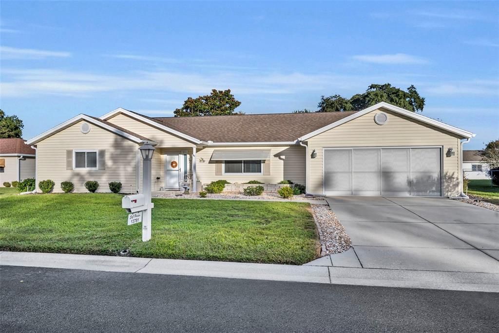 For Sale: $270,000 (3 beds, 2 baths, 2016 Square Feet)